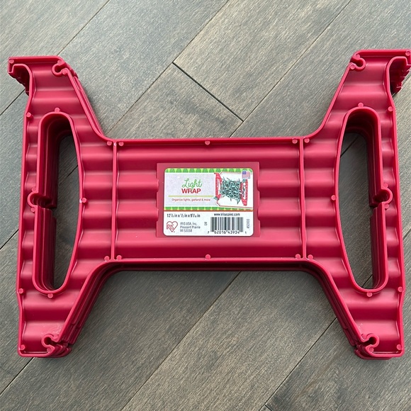 Holiday Light Wrap Storage, Red Plastic, Christmas Garland Garage Home Organizer - Picture 6 of 9